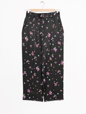 & Other Stories Creased Black Floral Crop Silky Pants Size 4